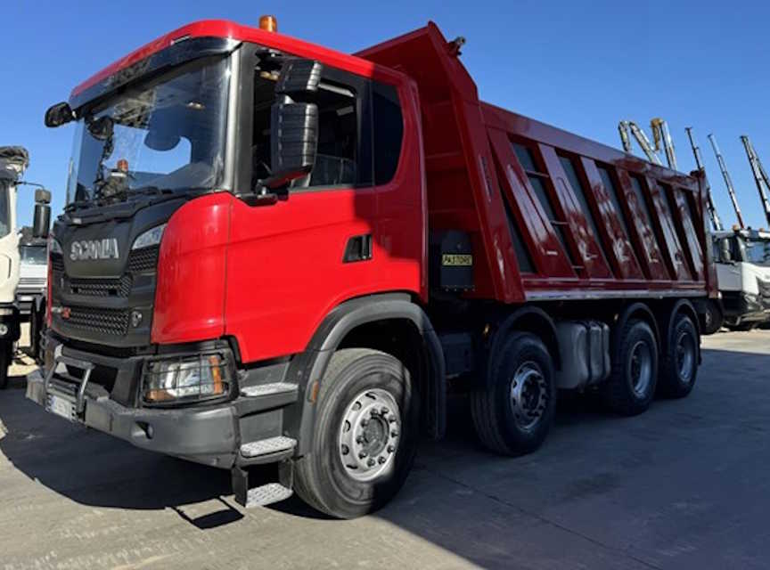 Самоскиди Scania